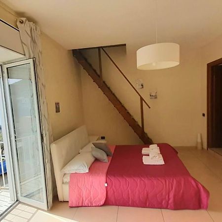 Apartment Regina Giovanna Сорренто Экстерьер фото