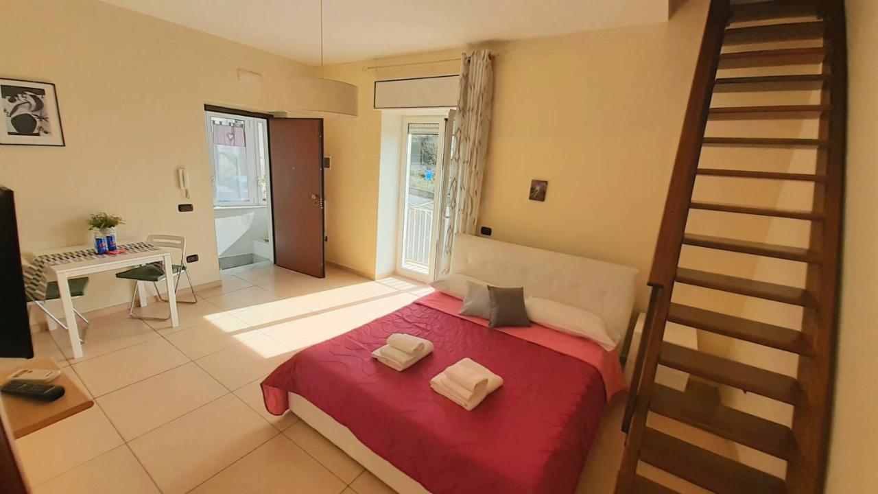 Apartment Regina Giovanna Сорренто Экстерьер фото